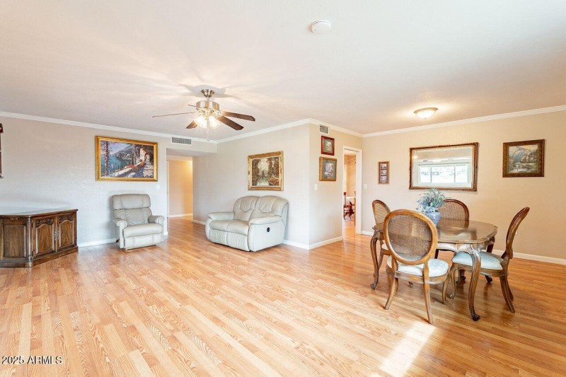 LIVING ROOM 2