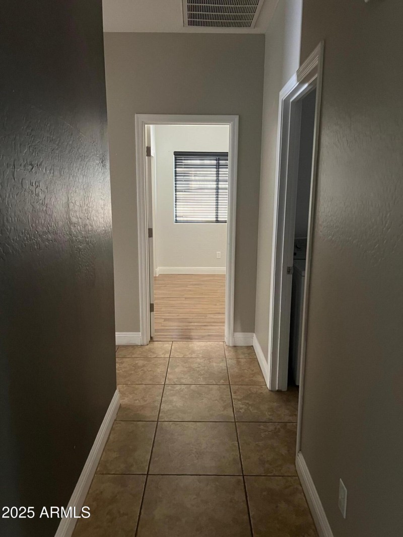 Hall to Bedrooms