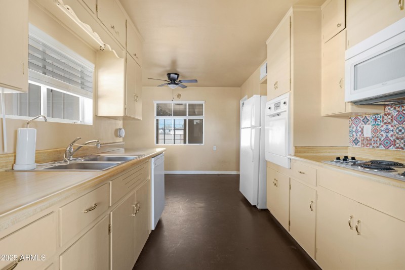 Kitchen 3