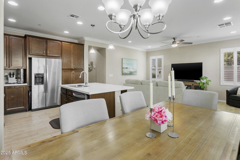 Kitchen | Dining