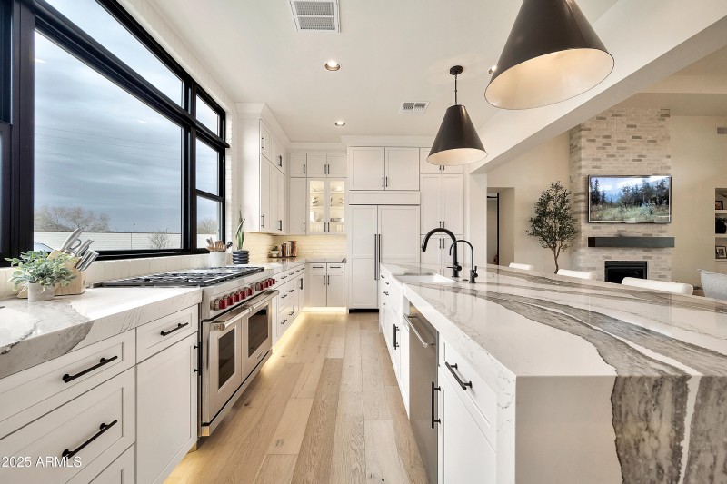 3964 E Penedes Dr-16