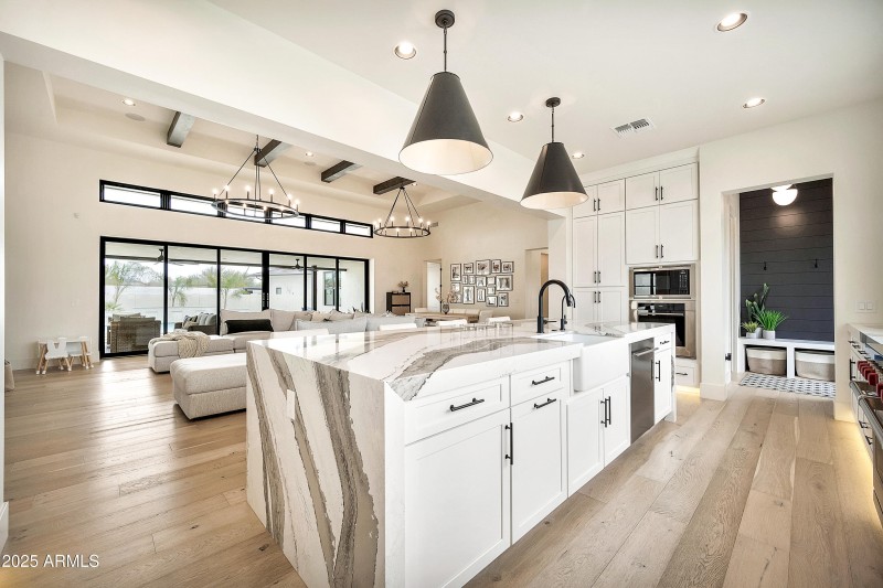 3964 E Penedes Dr-18