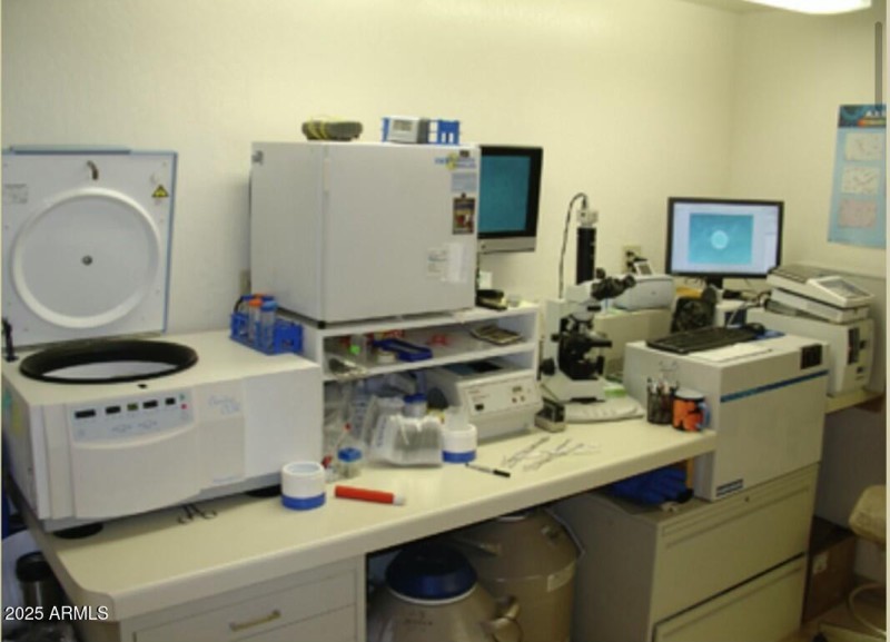 Vet lab