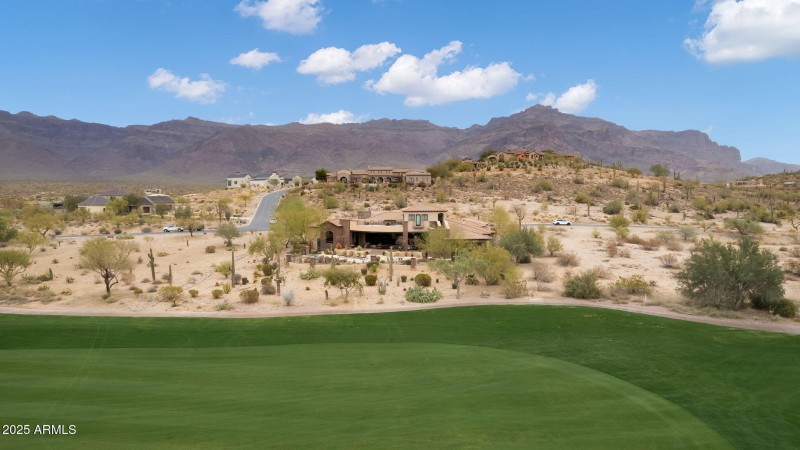 9161 E SUPERSTITION MOUNTAIN Drive