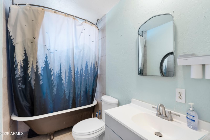 009_Bathroom