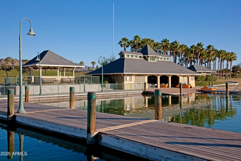 Yacht Club