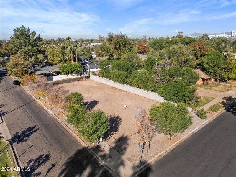 08-Aerial front of property