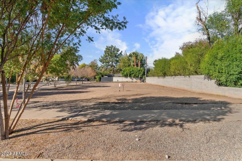 13-Vacant land