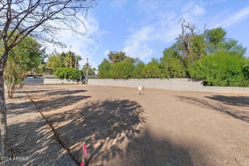 16-Vacant land
