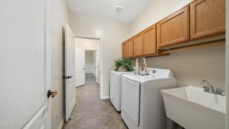 Interior - 5689 S Mir Way-25