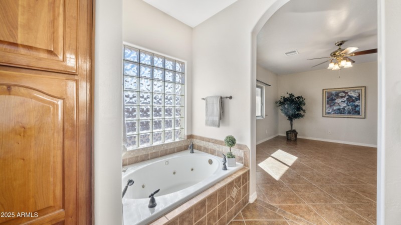 Interior - 5689 S Mir Way-17