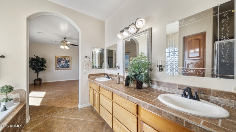 Interior - 5689 S Mir Way-16