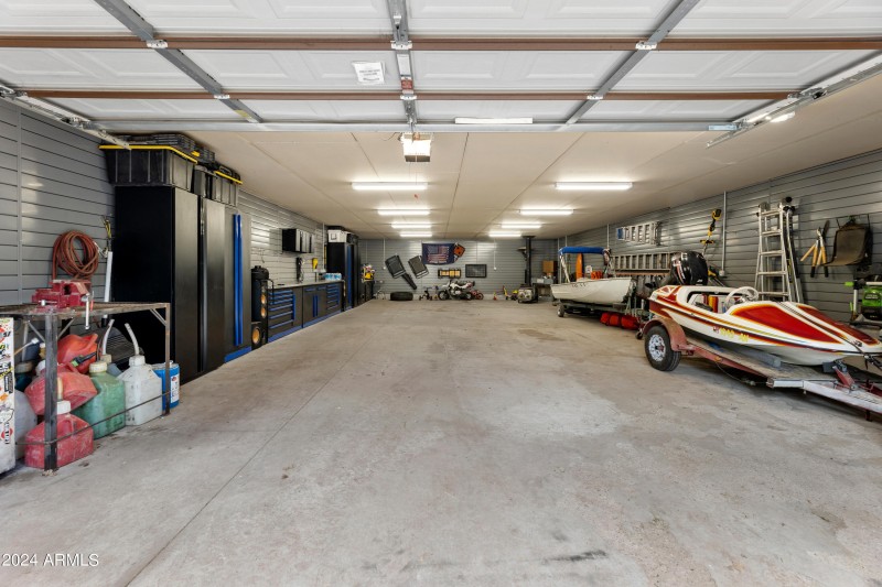 006_Interior-Detached Garage
