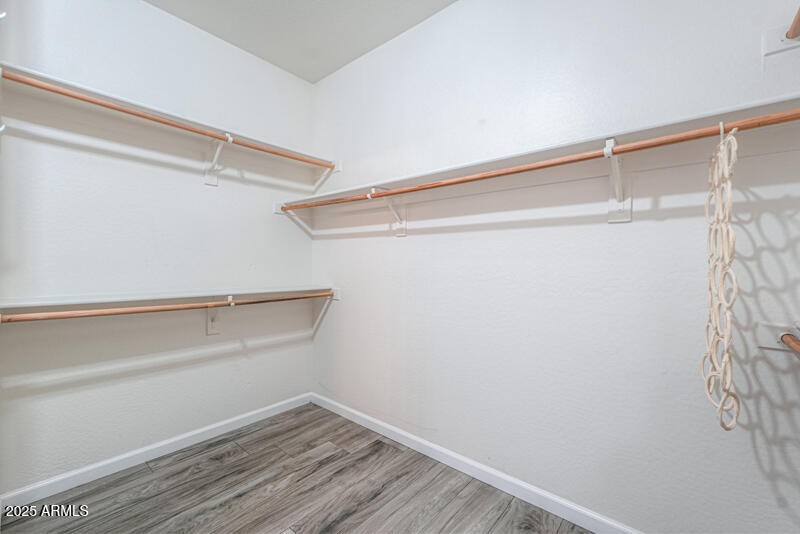 Walk in multilevel rods