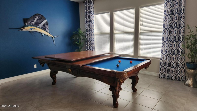 Pool Table/ Dining Table