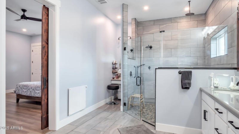 Walk in shower