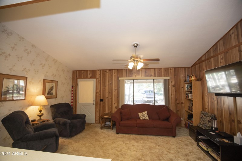 1667 Little Pine 39
