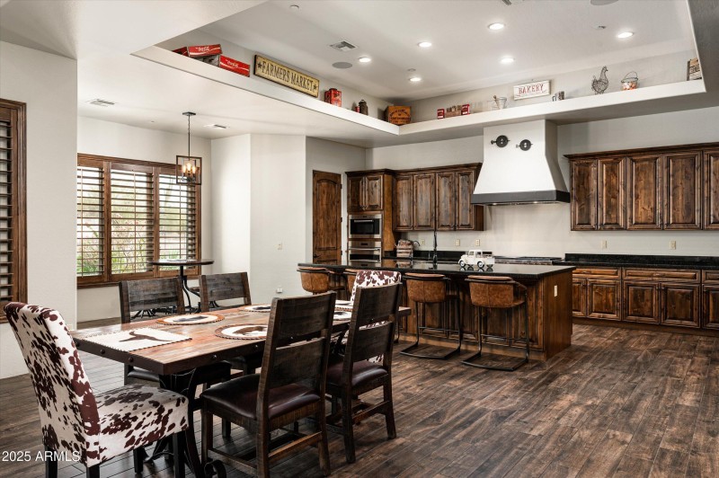 14-35045N52ndPlace-14