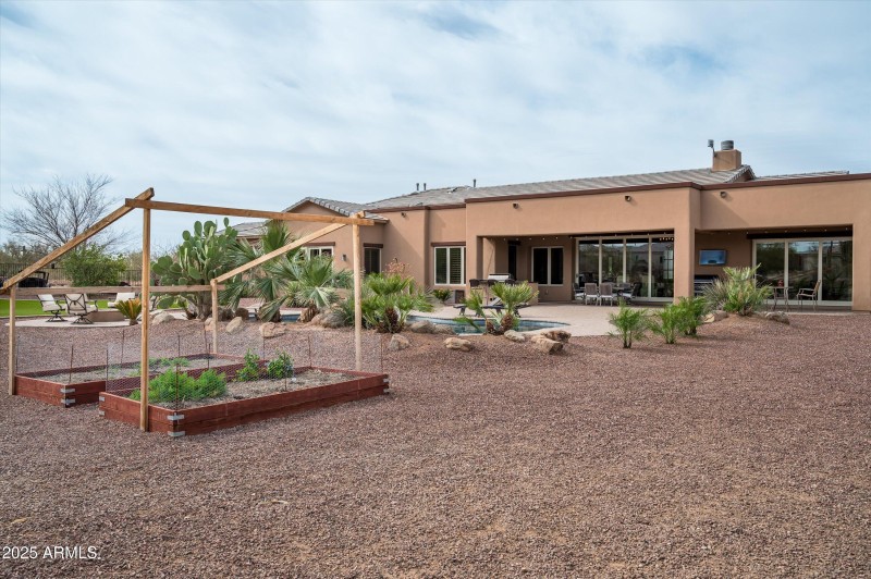 58-35045N52ndPlace-58