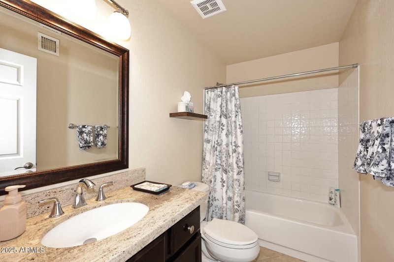 Guest Bedroom-Ensuite