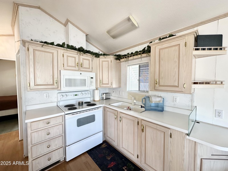 CABINETS GALORE