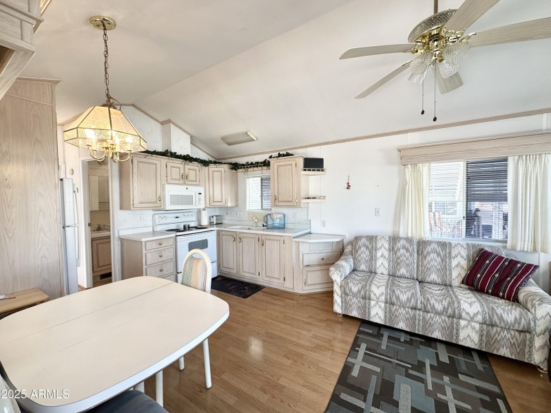 BEAUTIFUL FLOORING