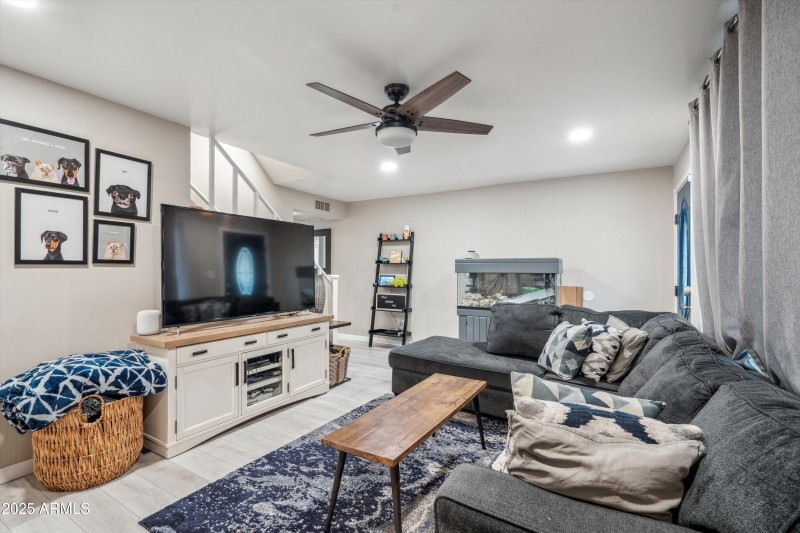 03-Living Room