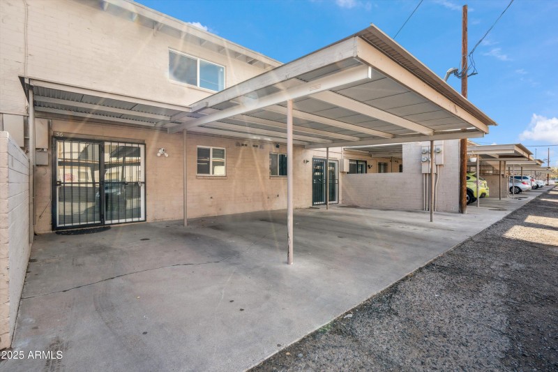 20-Carport