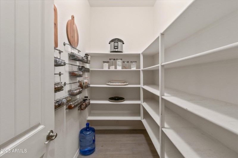Walk-in Pantry