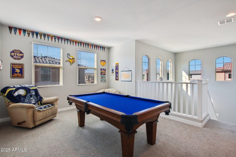 25-web-or-mls-E Texas Ave-025