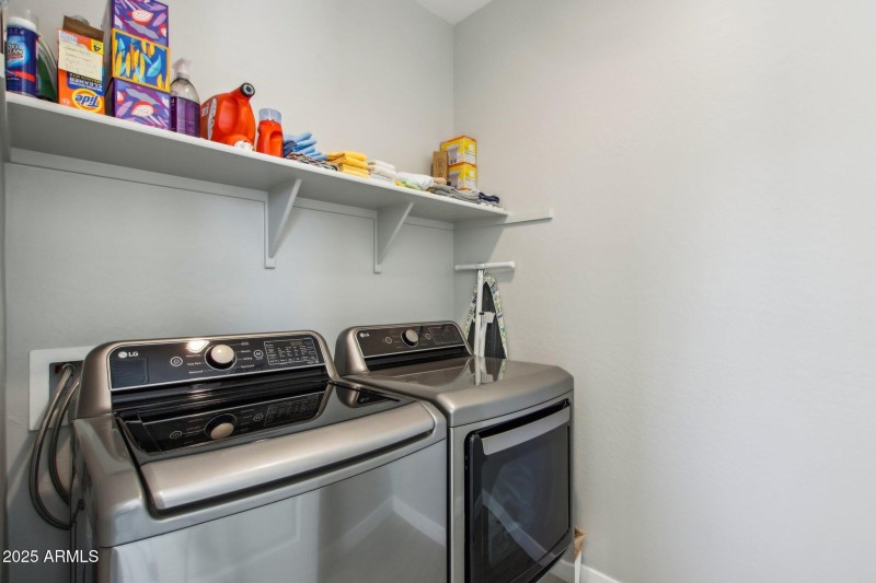 29-web-or-mls-E Texas Ave-029