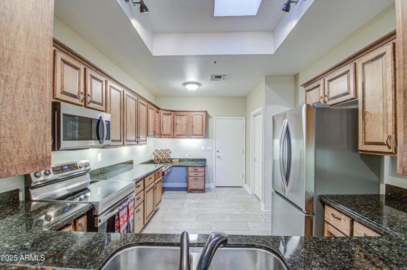 Kitchen 7