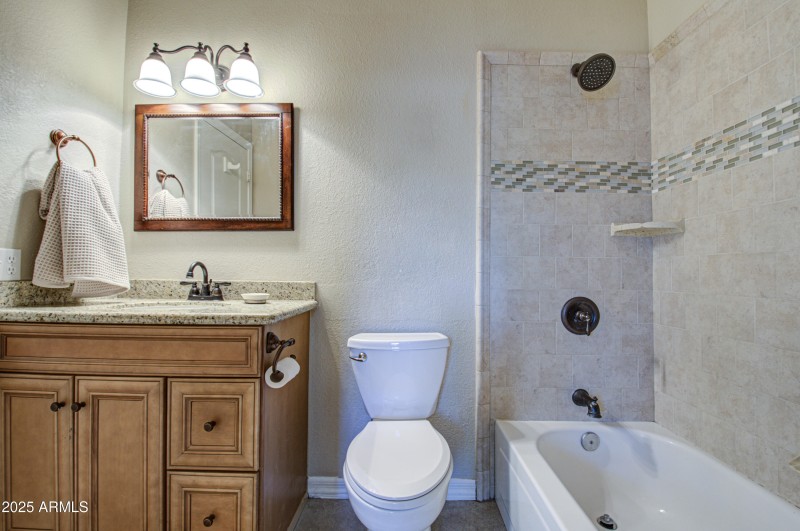 Bathroom 2-pic 1