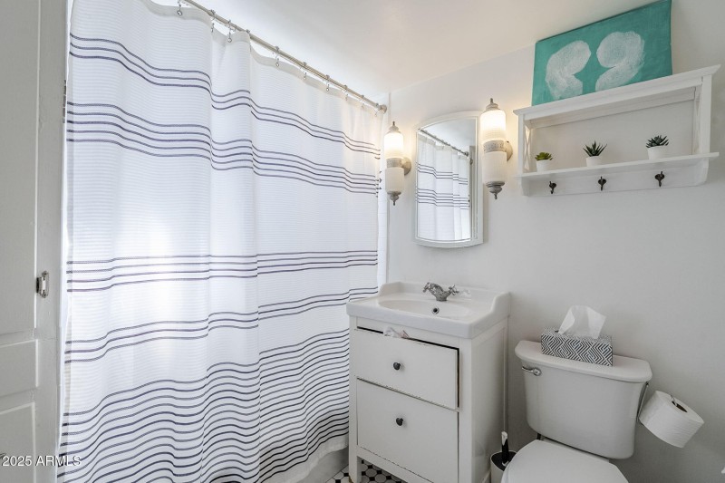 33-web-or-mls-edgemont-33