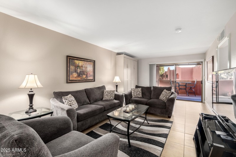 10 Living Room