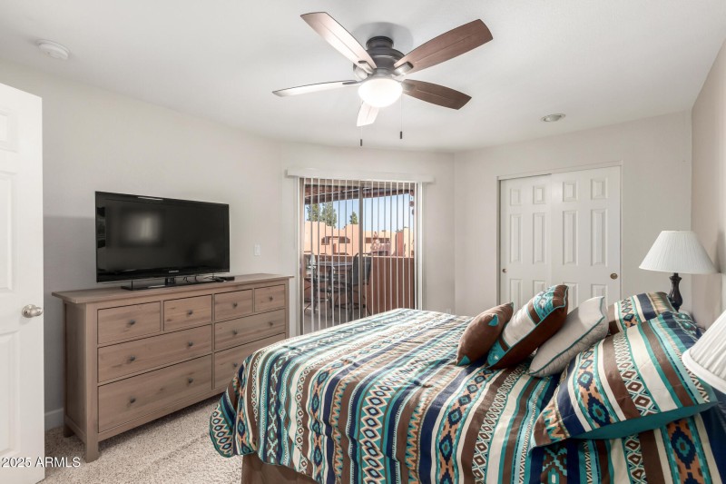 16 Bedroom