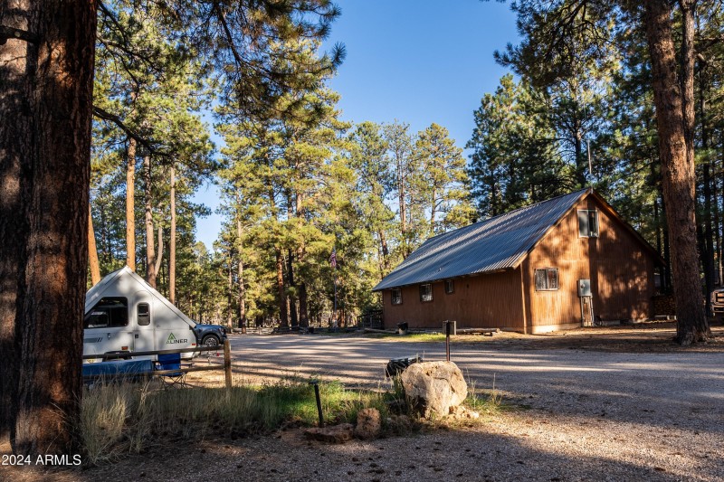 Cabin-HDR