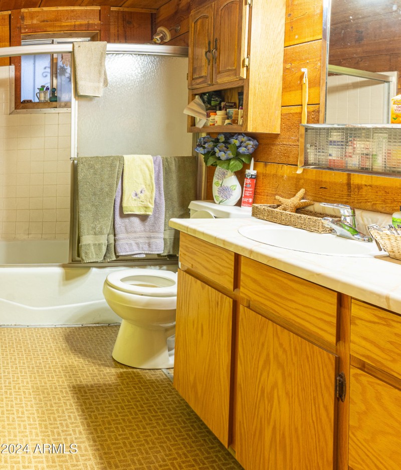 hallway bath cabin interior