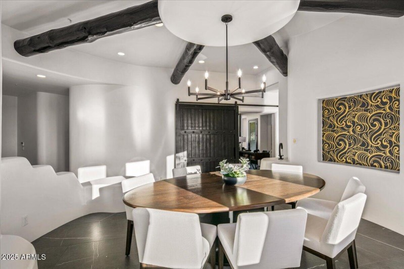19-Dining Areas