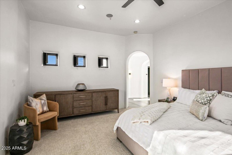 36-Primary Ensuite