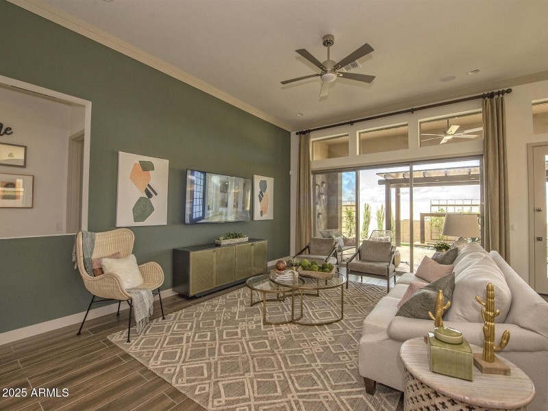 010_Living Area