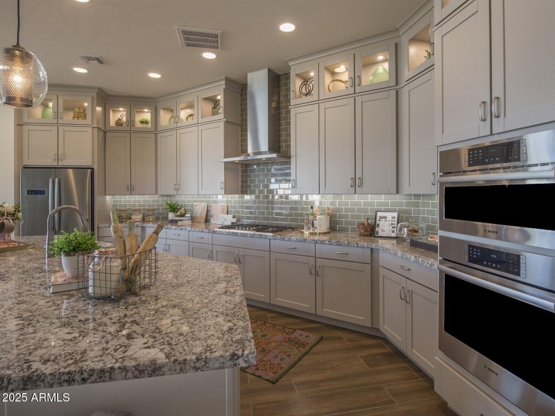 011_Gourmet Kitchen