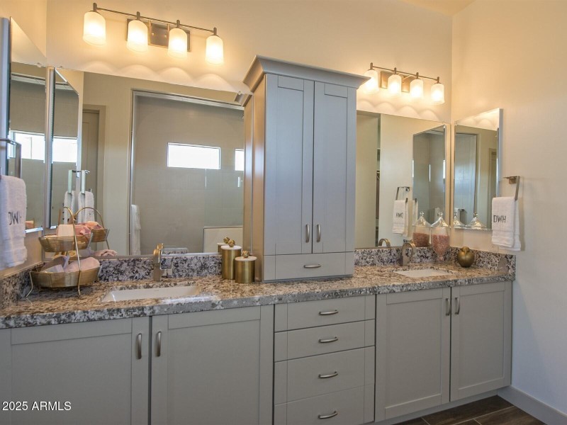 019_Double Sinks