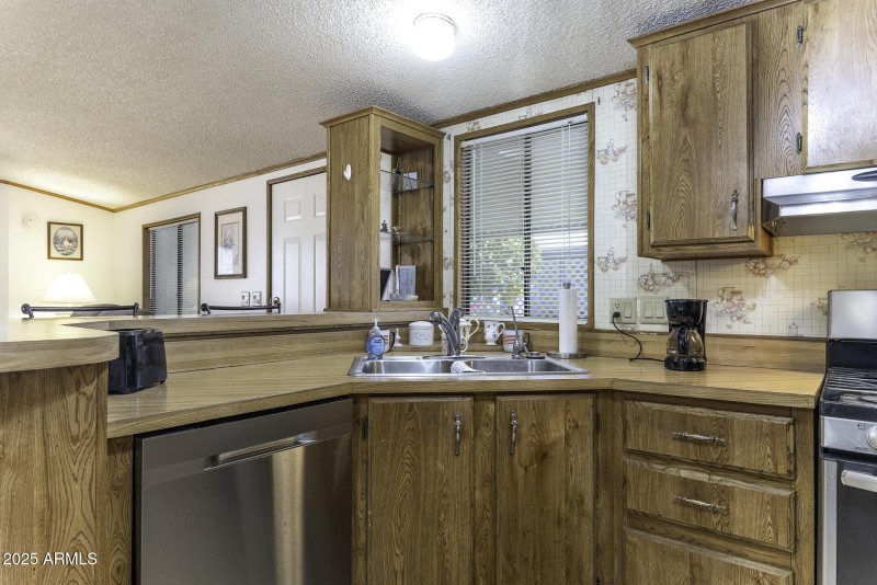 Kitchen 3