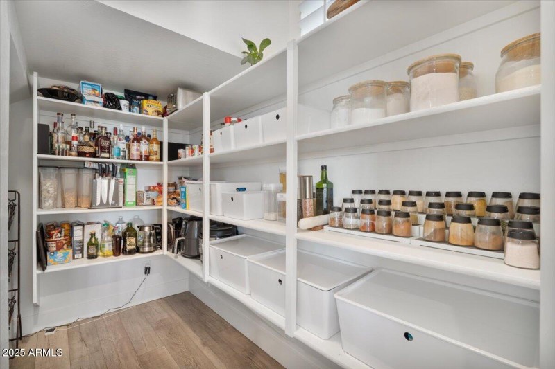 Walk-in Pantry