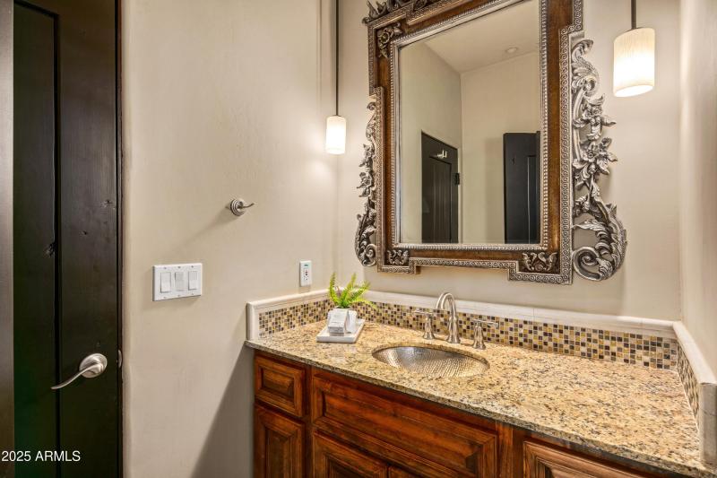 067_Guest Bath with Steam Shower