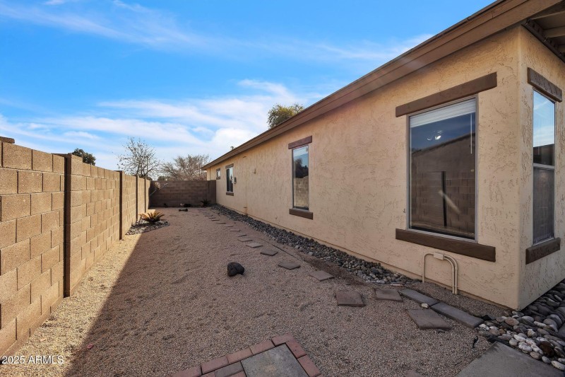 5634_N_82nd_Ave_Glendale_AZ_85303_USA-Ex