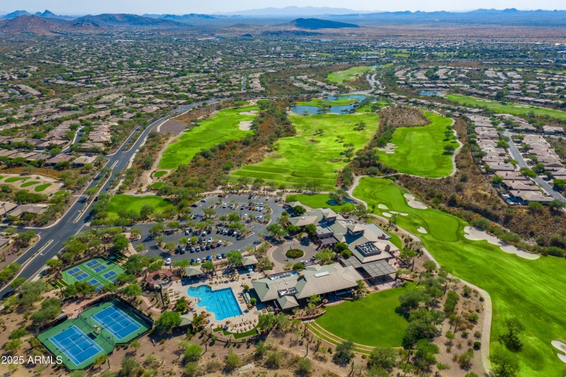 Persimmon Golf 2