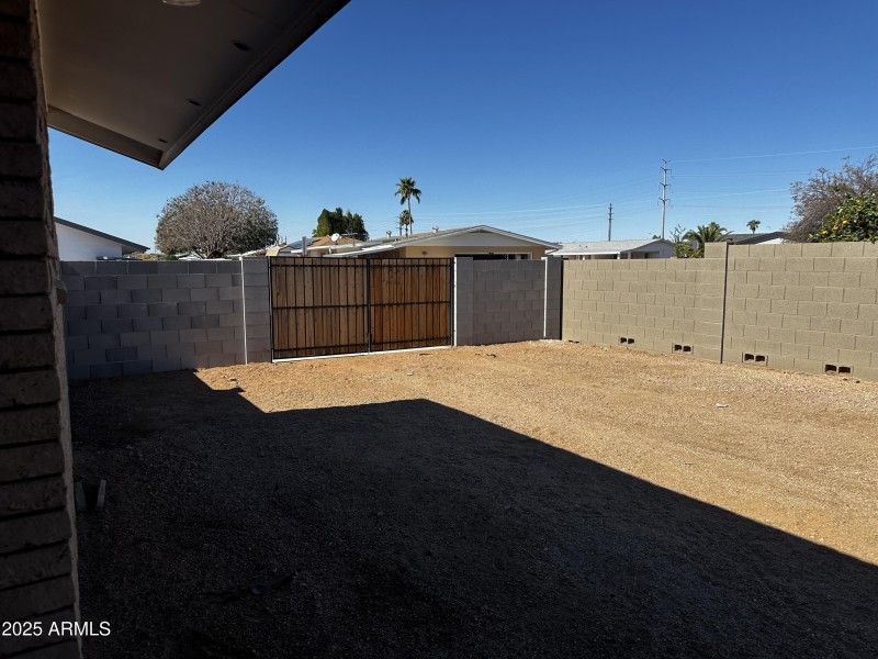 RV Gate