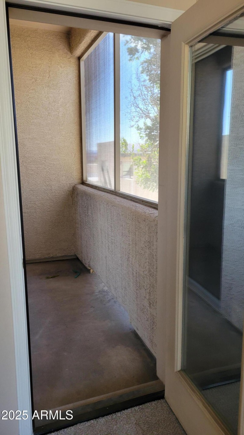 20-Screened Balcony